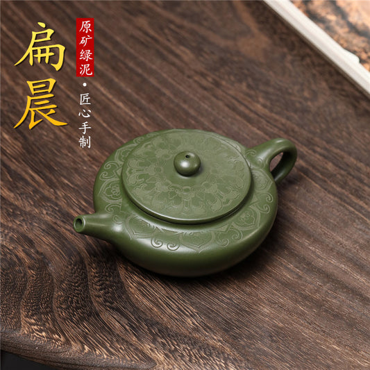 A  handmade teapot tea