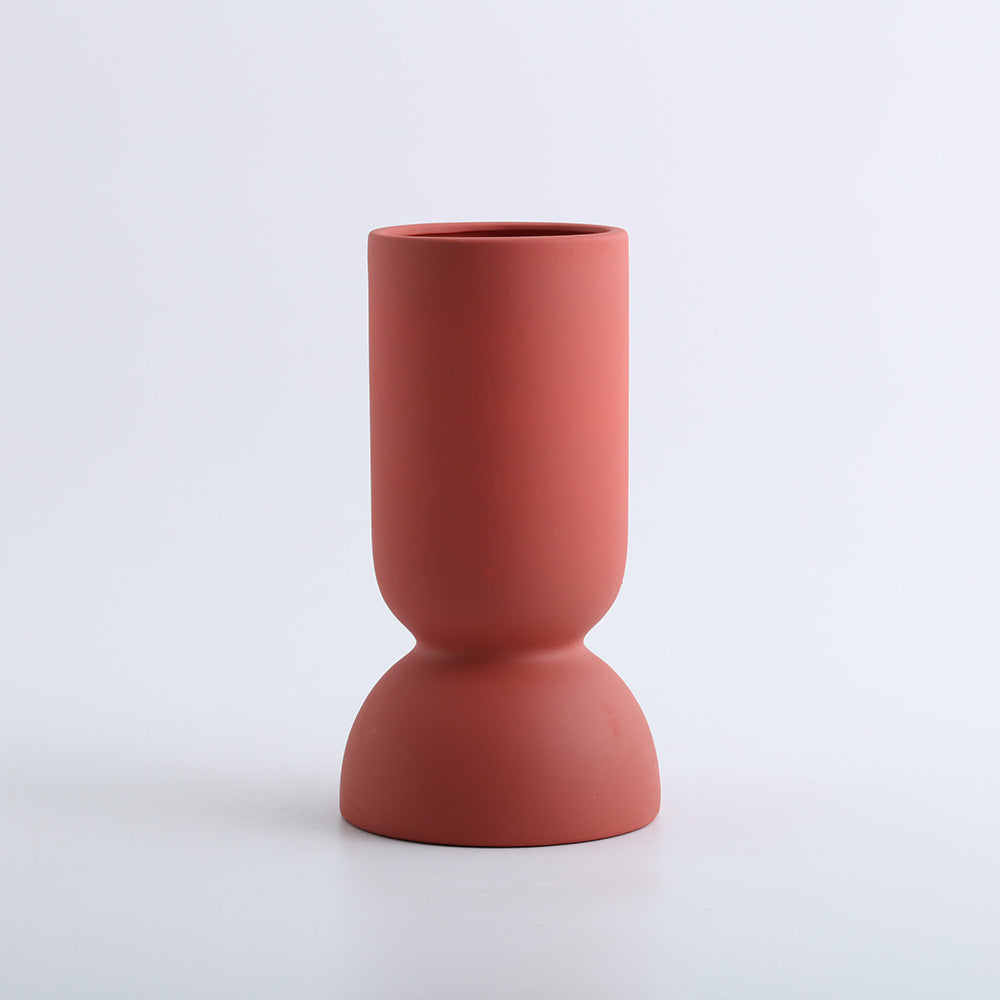 A ceramic vase decorative ornament