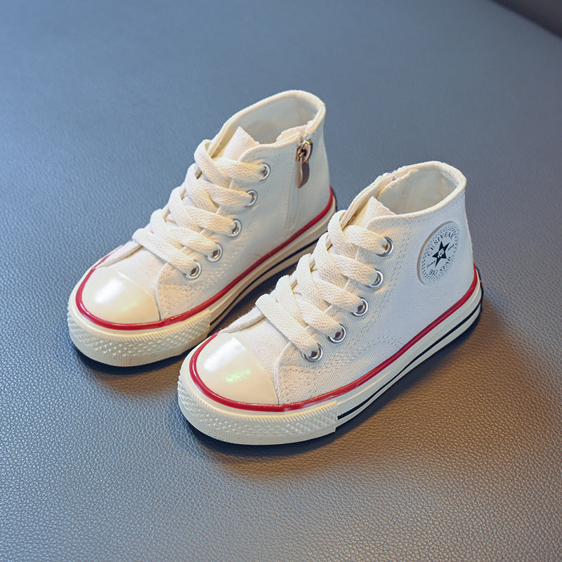 A children's canvas shoes