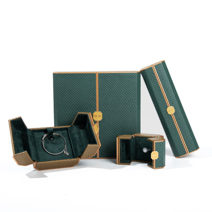 A jewelry box can be customized LOGO