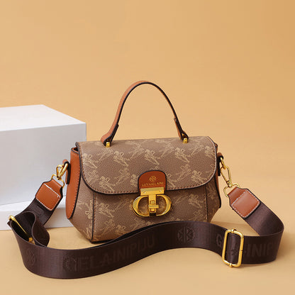 A small bag women's new Korean version of fashion temperament printing high sense niche versatile casual shoulder messenger bag