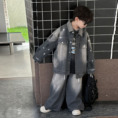 A Children's and teenagers' denim suit