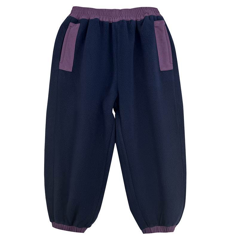 A children's and teenagers' pants