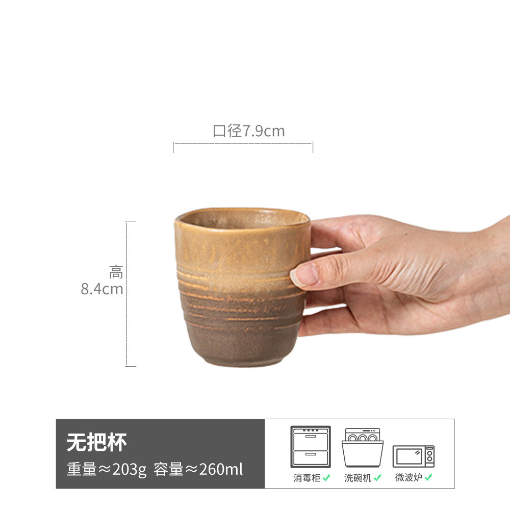 أدوات مائدة خزفية 