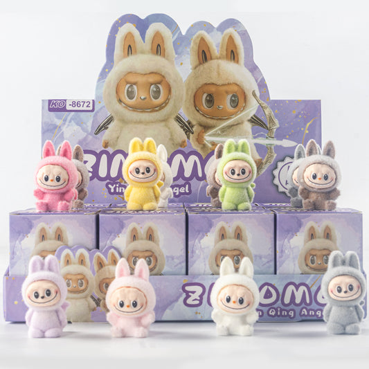 A flocking ornament toy