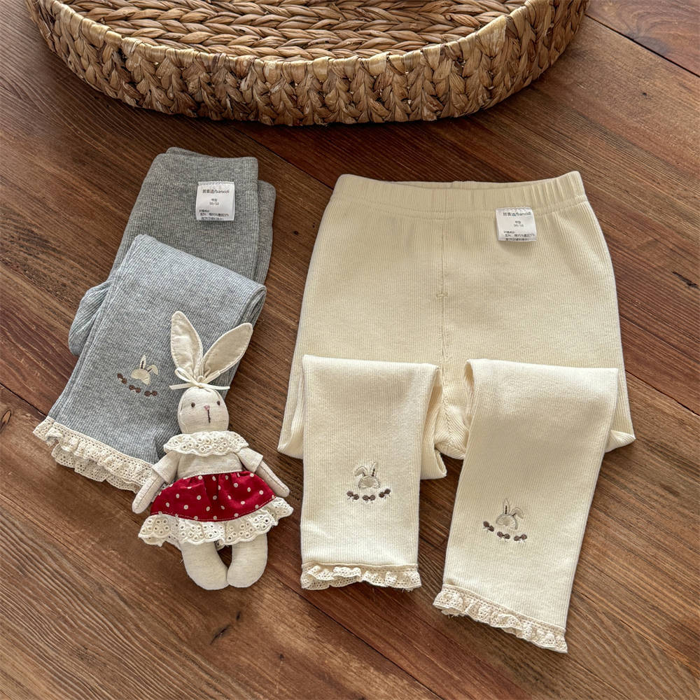 A Children's leggings