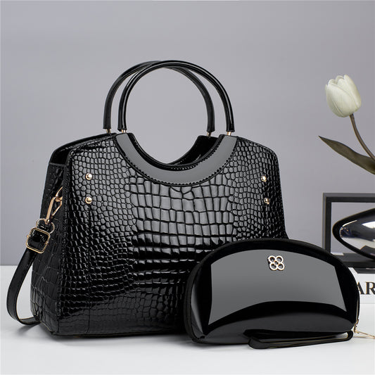 A stylish alligator pattern large capacity handbag