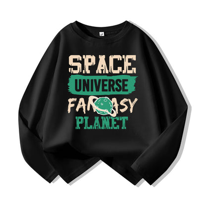 A long-sleeved T-shirt top