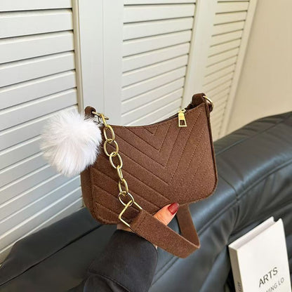 A summer new fresh felt armpit bag indentation fashion single shoulder foreign style small square bag