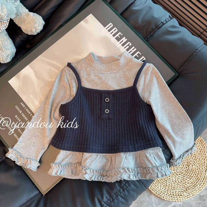 A three-piece set of children's long-sleeved trousers