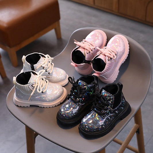 A Children's Martin Boots Black Shiny Boots for Boys and Girls
