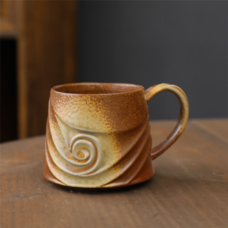 A ceramic cup creative mug