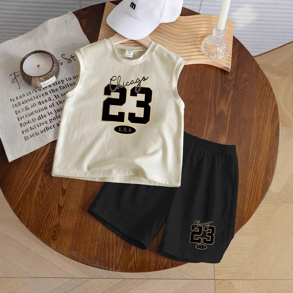 A European, American and foreign trade Amazon summer new hot sale No. 32 printed children's clothing set short-sleeved T-shirt shorts medium and old children
