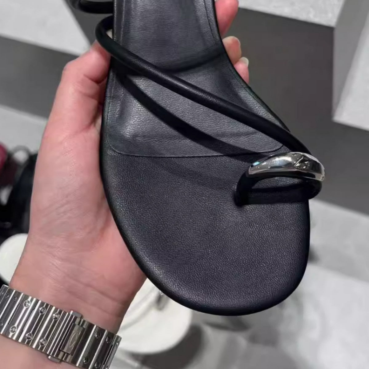 A sandals summer thin strap metal ring high heel toe sandals