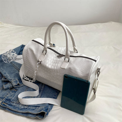 A short-distance travel bag large-capacity soft leather anti-splashing fitness bag overnight bag new lightweight cross-border weekend bag trendy girl