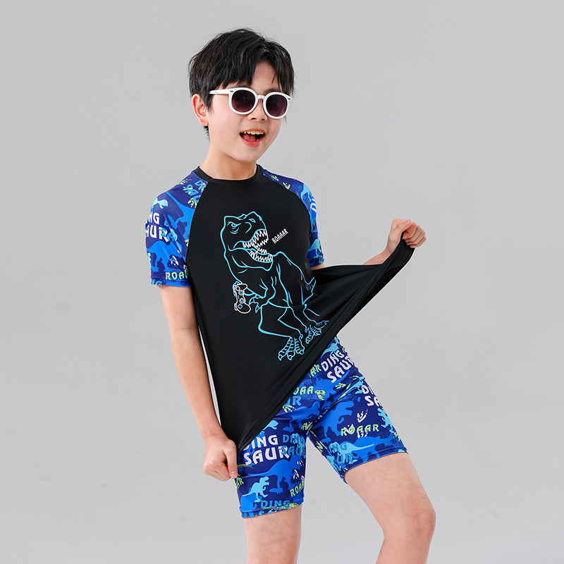 A boys' split swimsuit - Mixbatch