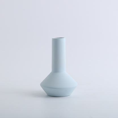 A ceramic vase decorative ornament