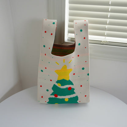 A small bag knit bag handbag