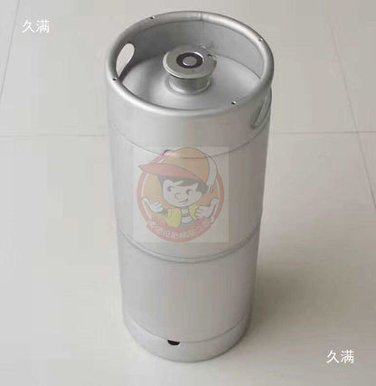 A 304 stainless steel beer keg