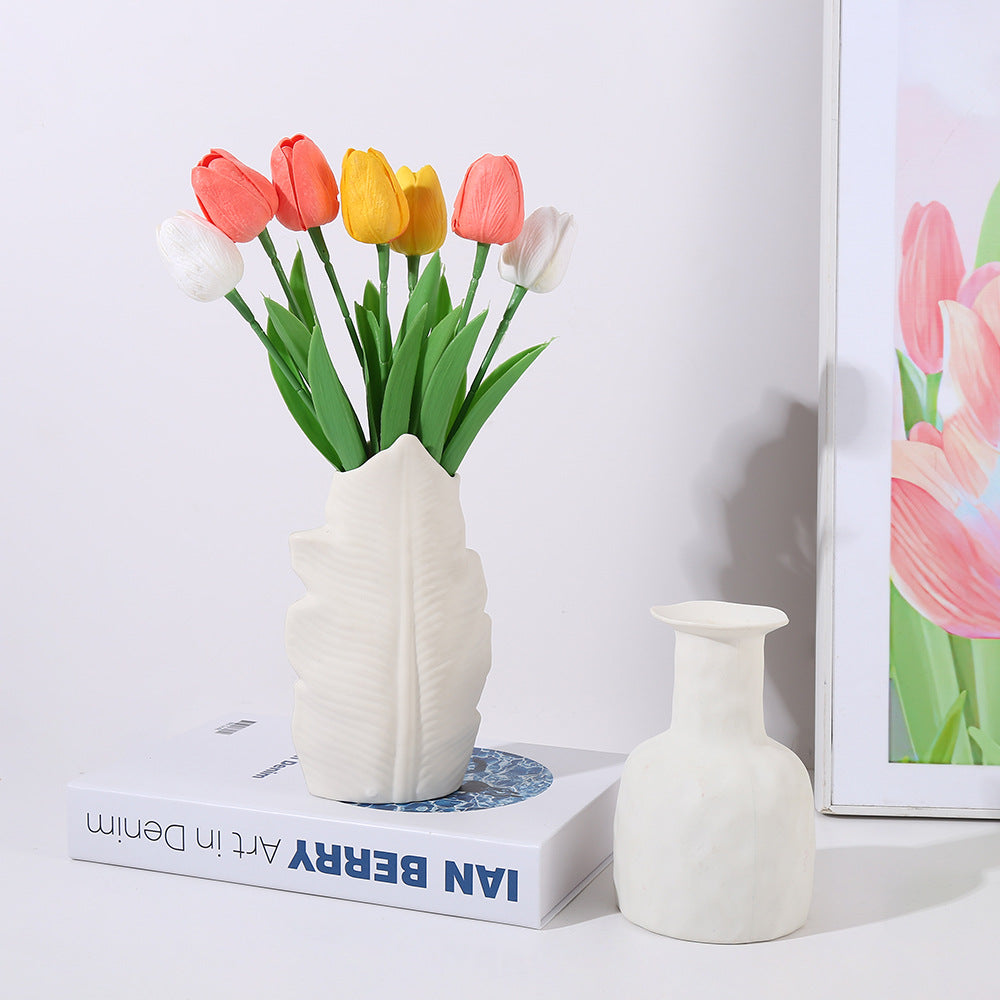 A ins wind simple plastic vase fake flower vase living room bedroom ornament dried flower vase home decoration wholesale