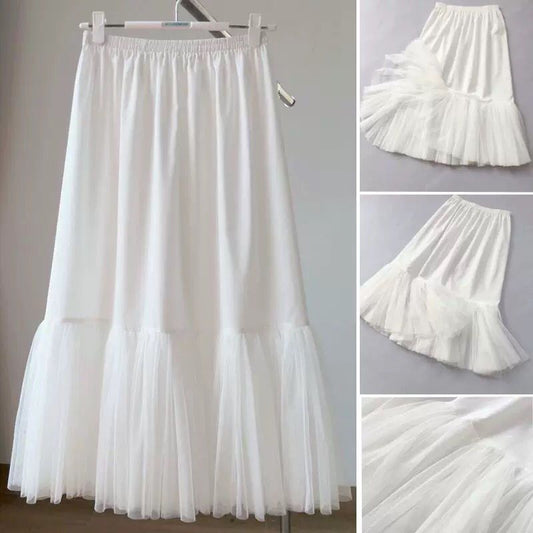 A Lined with a tulle skirt and a maxi skirt