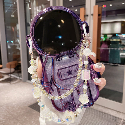 A Crossbody chain phone case