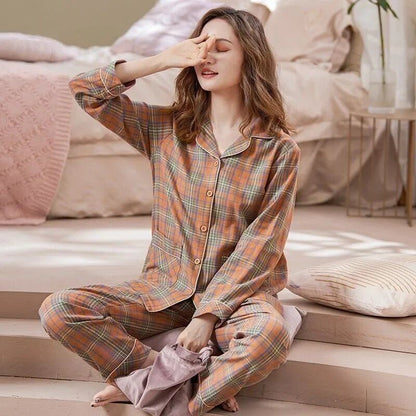 A ladies pajamas
