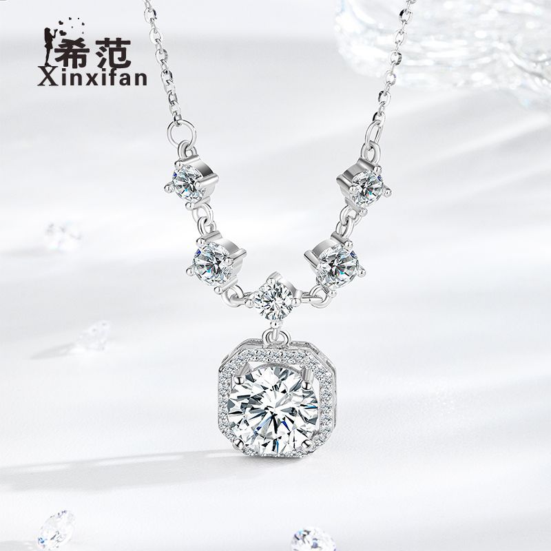 A S925 Sterling Silver Necklace