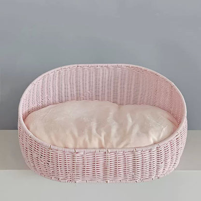 A dog and cat rattan pet nest