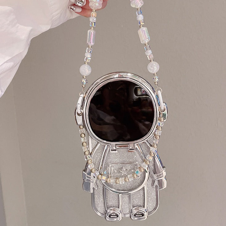 A Crossbody chain phone case