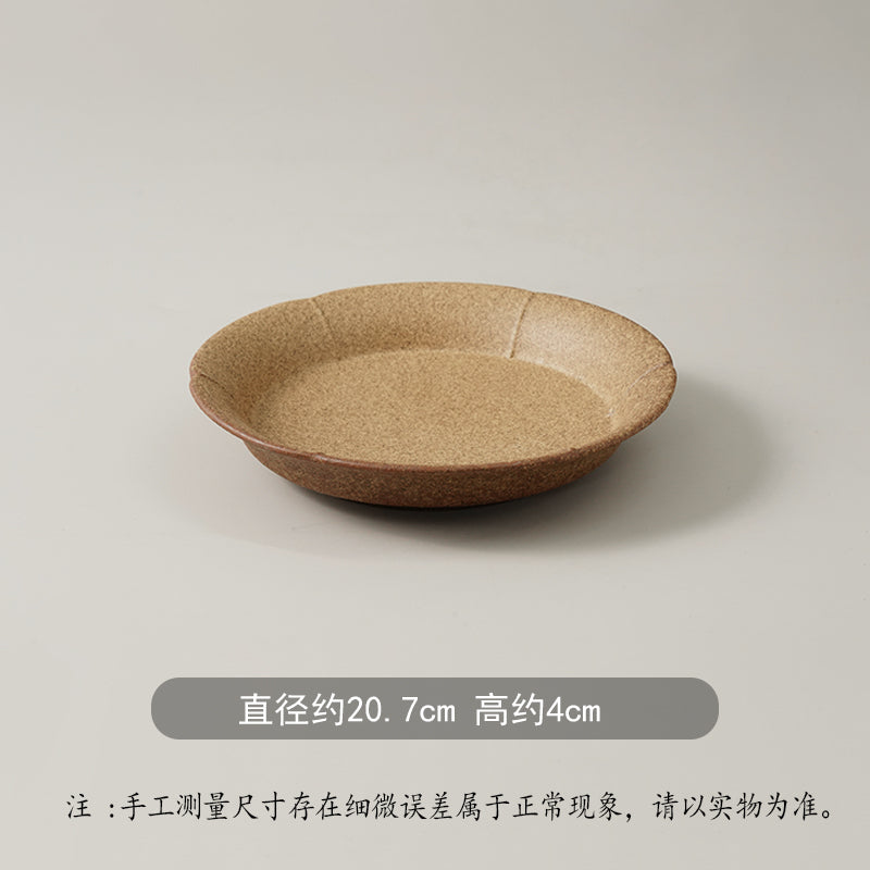 A ceramic tableware