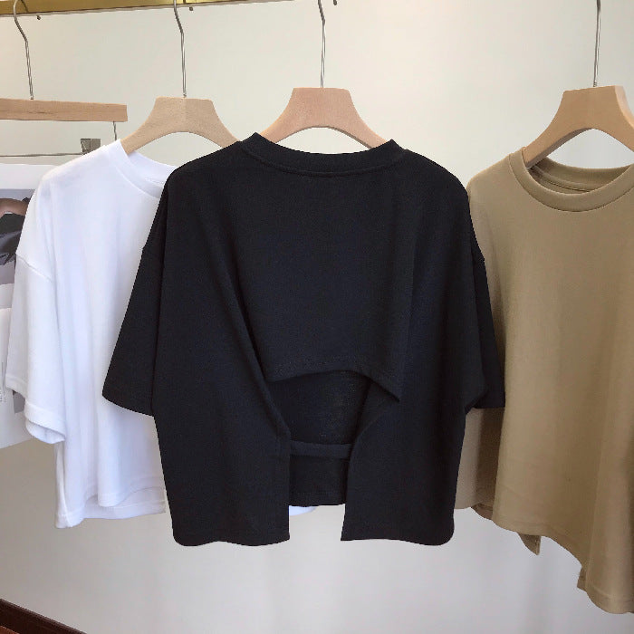 A backless short T-shirt female sweet and spicy Korean version