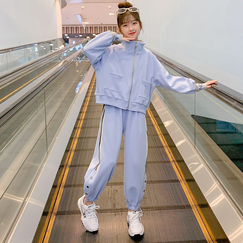 A children's set two-piece set