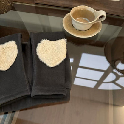 A Children's warm leggings
