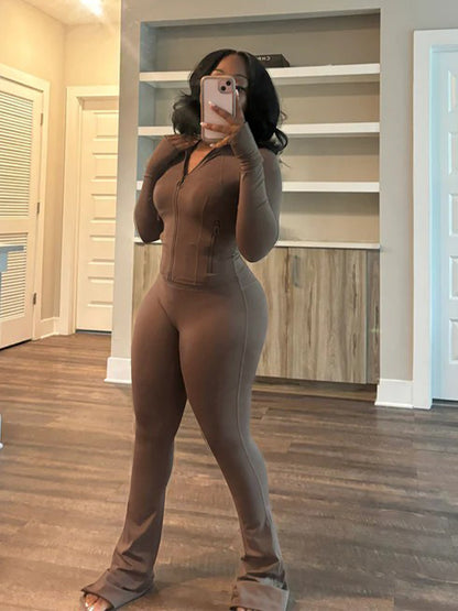 A Sports Long Sleeve Suit