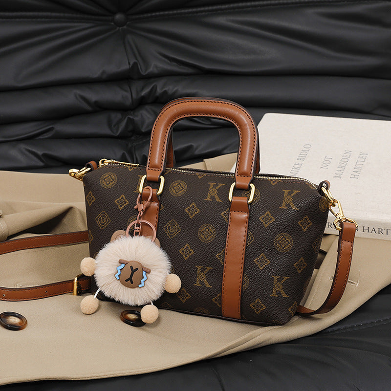 A new Korean version temperament high sense vegetable basket retro fashion presbyopia shoulder messenger bag