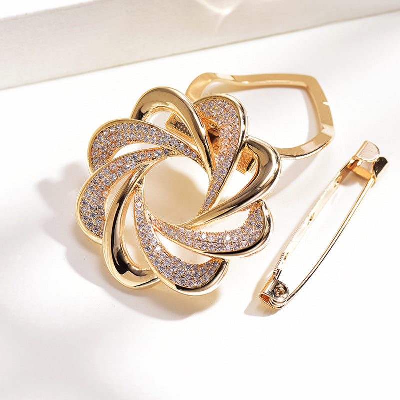A brooch silk scarf buckle dual-purpose multi-functional clothing accessories wholesale diamond-encrusted high-end corsage women's atmospheric pin corner buckle - Mixbatch