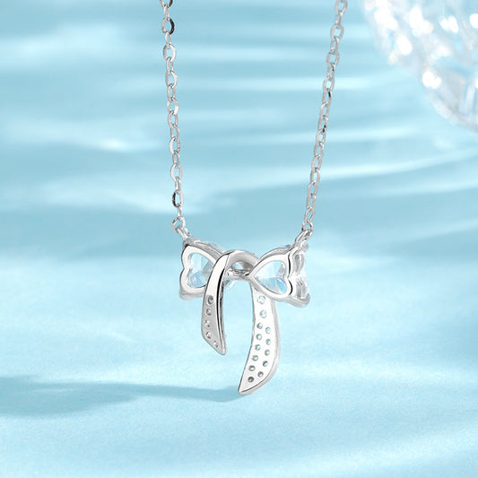 A Sterling Silver Bow with Diamonds S925 Necklace
