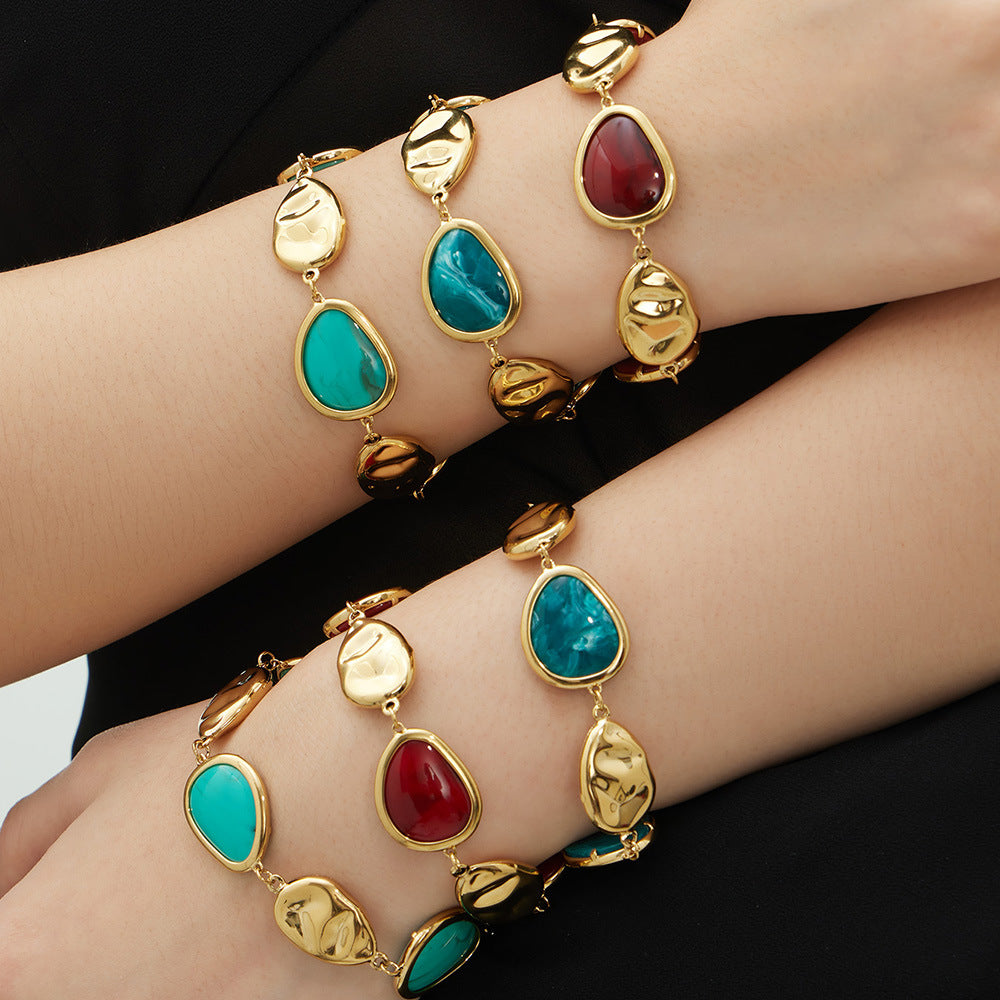 A bracelet jewelry