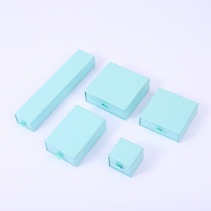 A Customized LOGO jewelry box