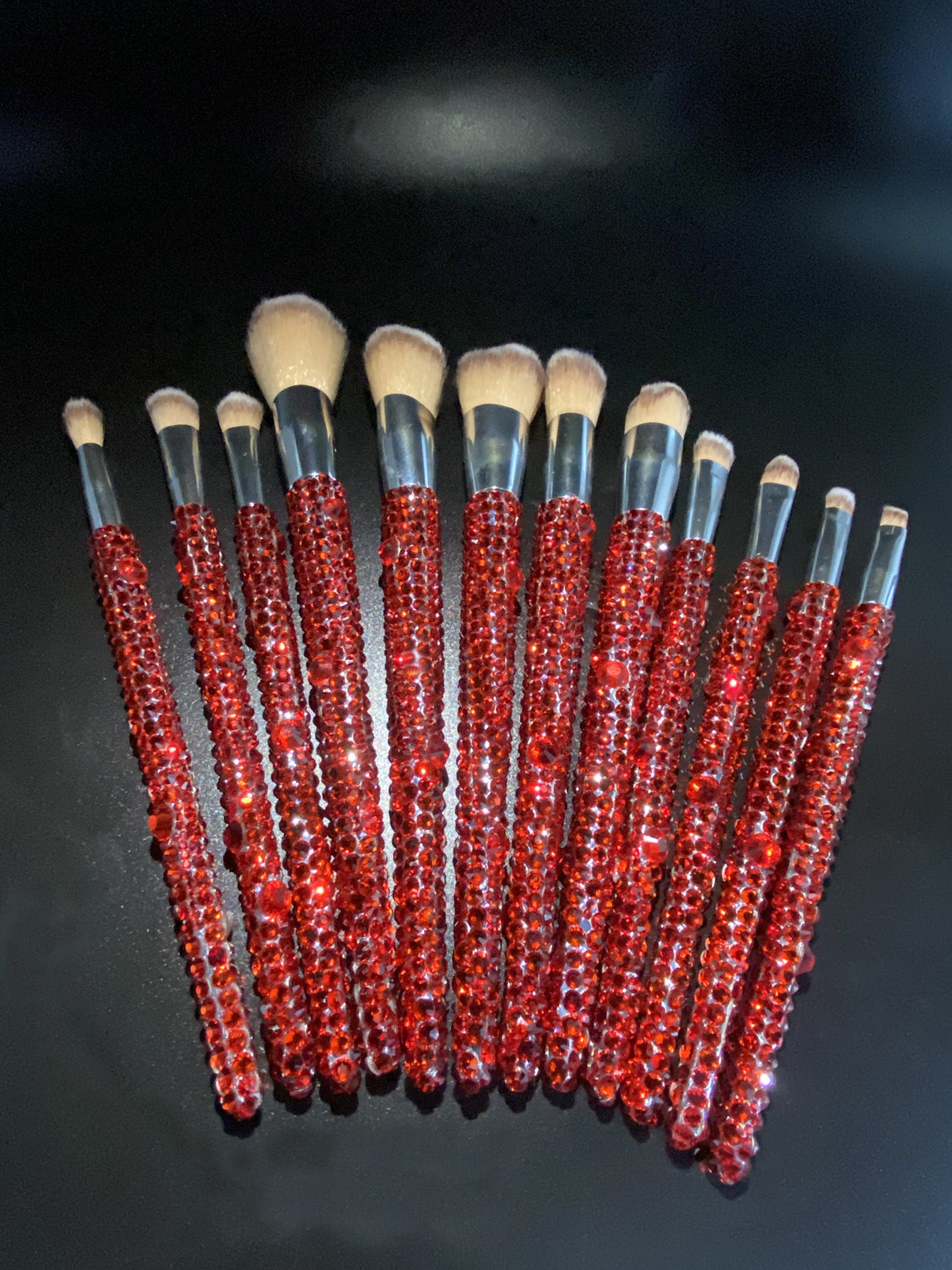 A 12 pcs full of diamond makeup brushes professional face and eye beauty kit, full of diamond Blingbling beauty - Mixbatch