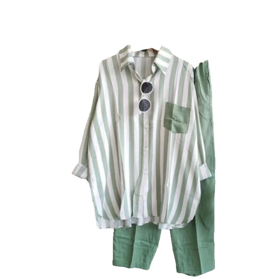 A large size women's clothing summer slightly fat MM fashion loose and thin comfortable casual striped suit