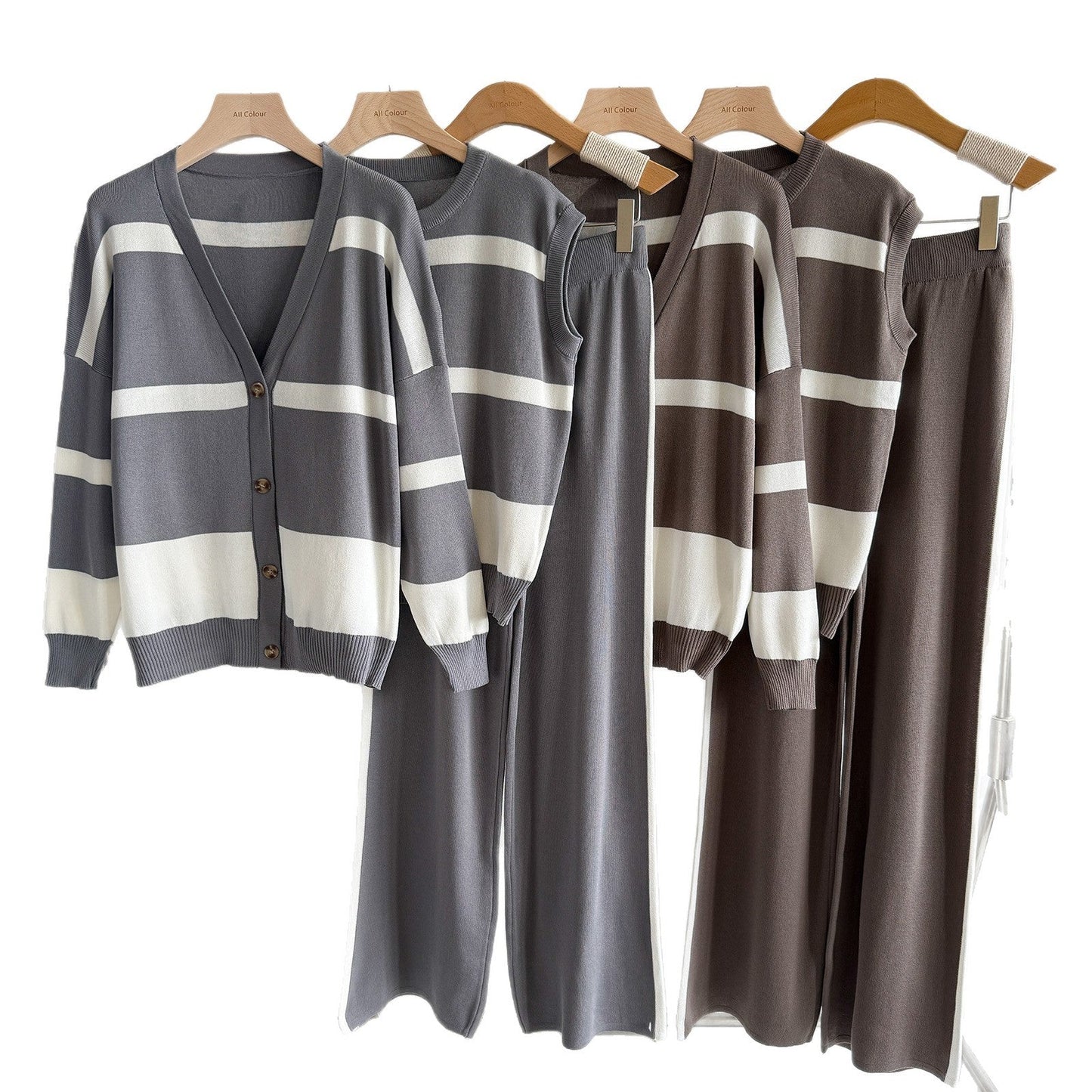 A knitted long-sleeved three-piece set