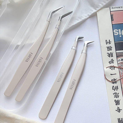 A Beauty Tweezers Tool