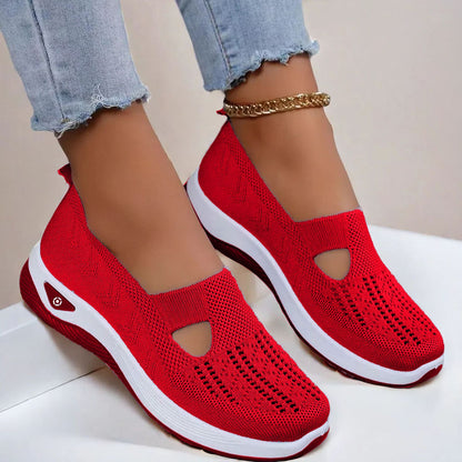 A Breathable shoes for summer