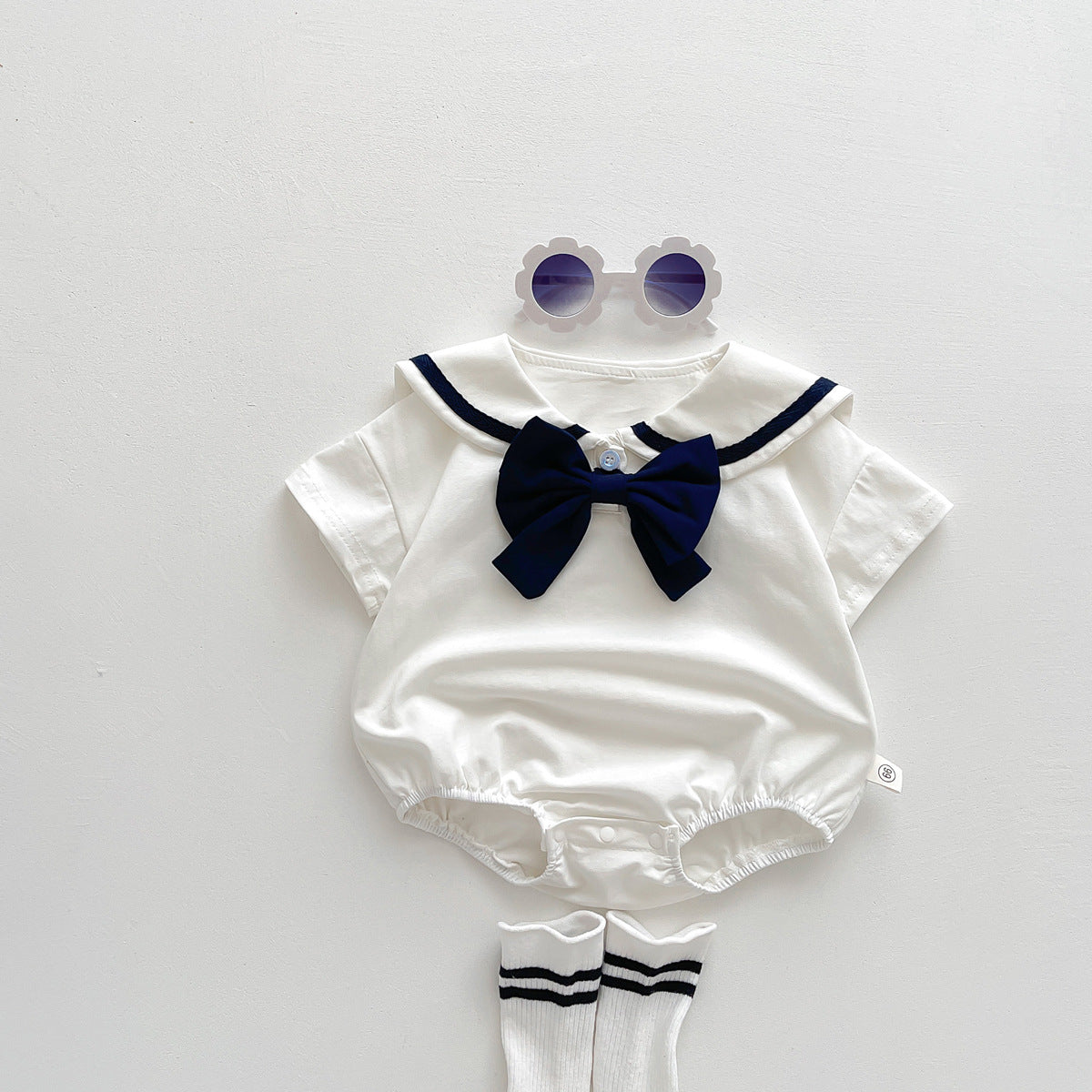 A baby summer new girl baby western-style college wind lapel bow Harbin clothes newborn triangle climbing suit - Mixbatch