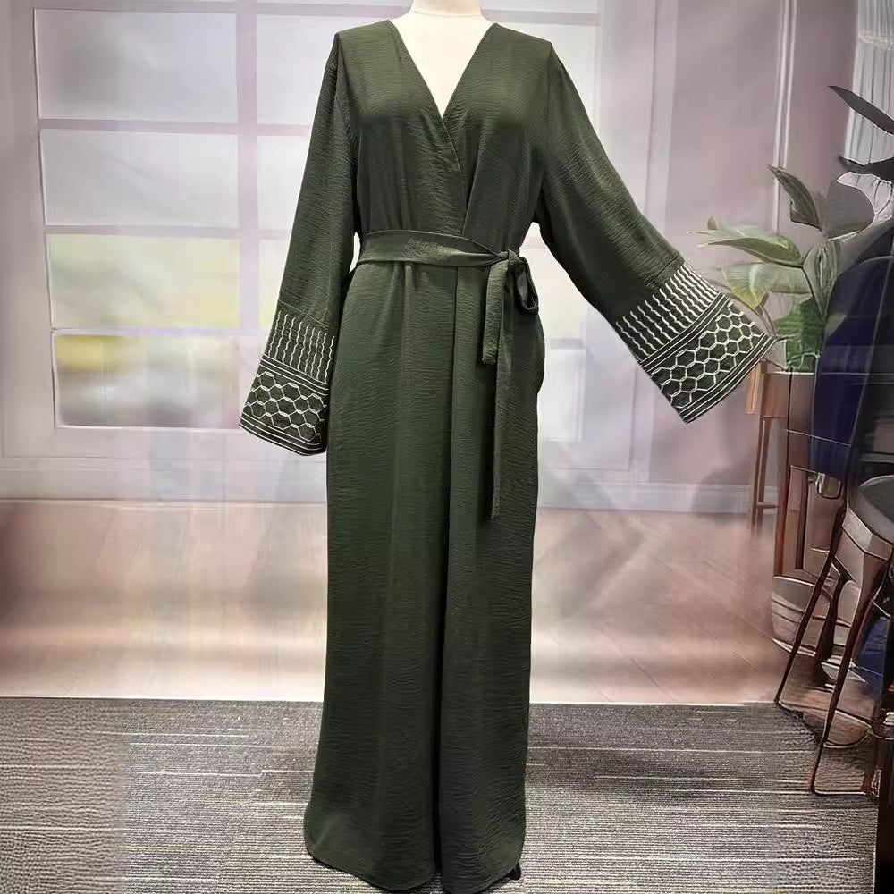 Middle Eastern Muslim Clothing Fashion Elegant Pocket Cardigan Embroidery Contrast Color Dress Robe - Mixbatch