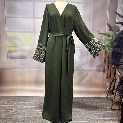 Middle Eastern Muslim Clothing Fashion Elegant Pocket Cardigan Embroidery Contrast Color Dress Robe - Mixbatch