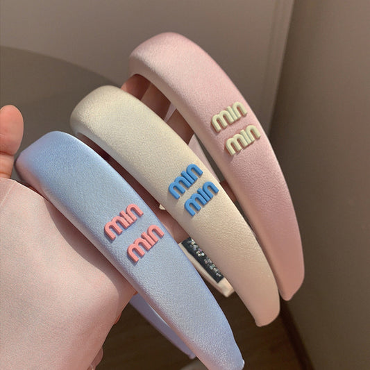 A Macaron color alphabet headband, satin high cranial top, small fresh headband, face wash, pressure hair clip, hair accessories, head accessories