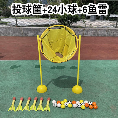 A pitching/throwing training equipment for students